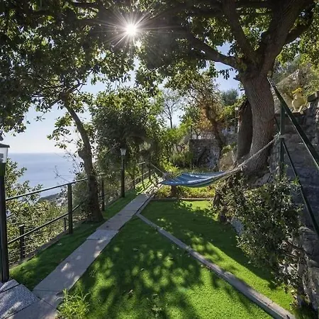 Casa Luci Relax, Jacuzzi And Breathtaking View Praiano