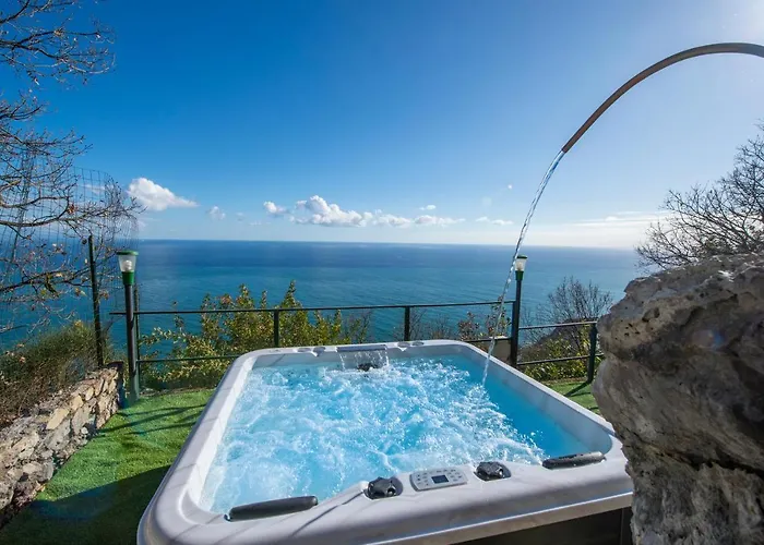 Casa Luci Relax, Jacuzzi And Breathtaking View Appartement